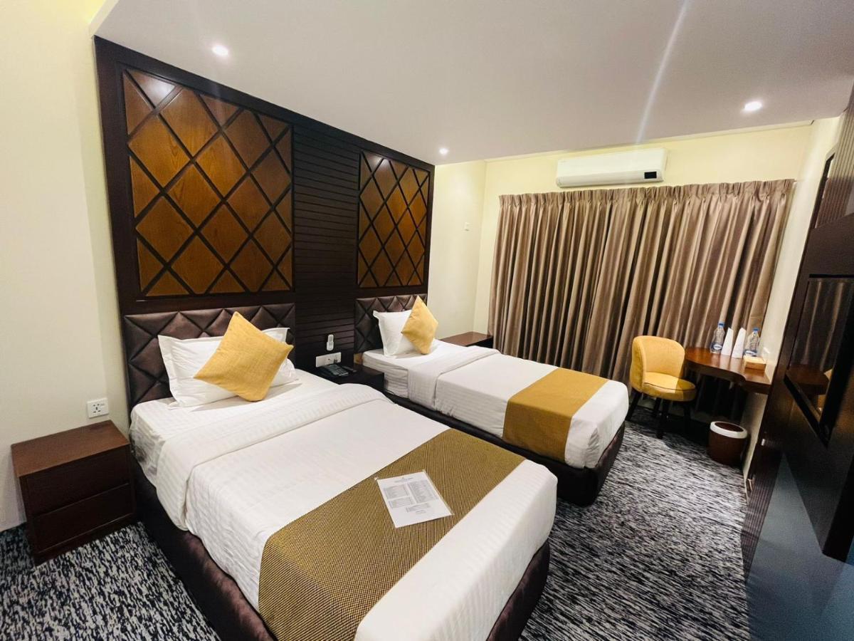 Richmond Hotel Sylhet Bagian luar foto