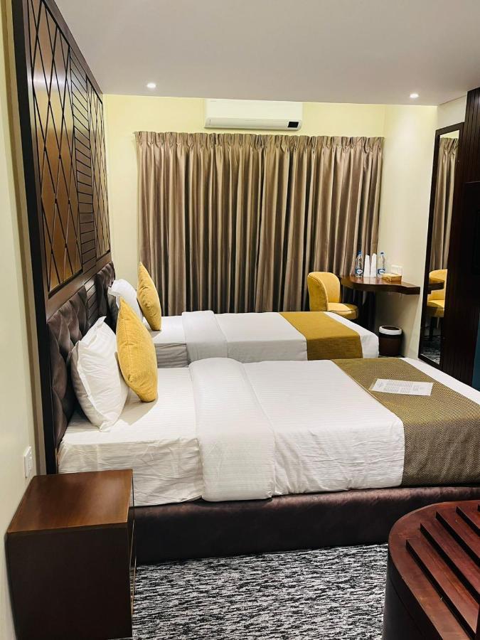Richmond Hotel Sylhet Bagian luar foto