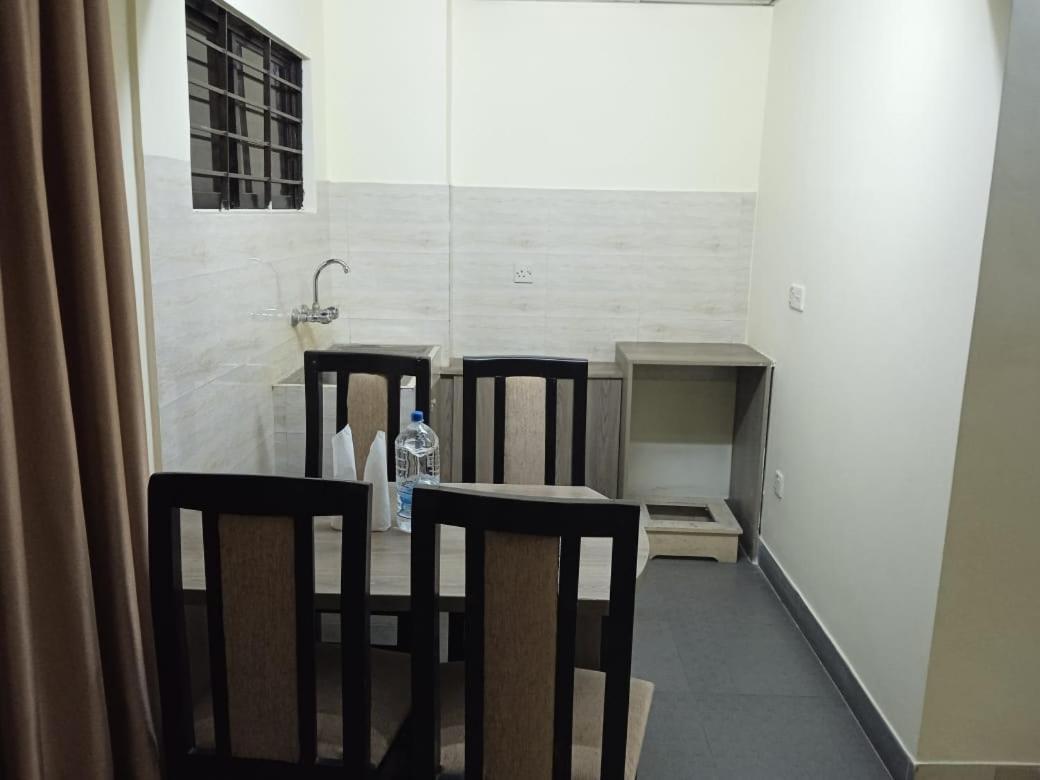 Richmond Hotel Sylhet Bagian luar foto