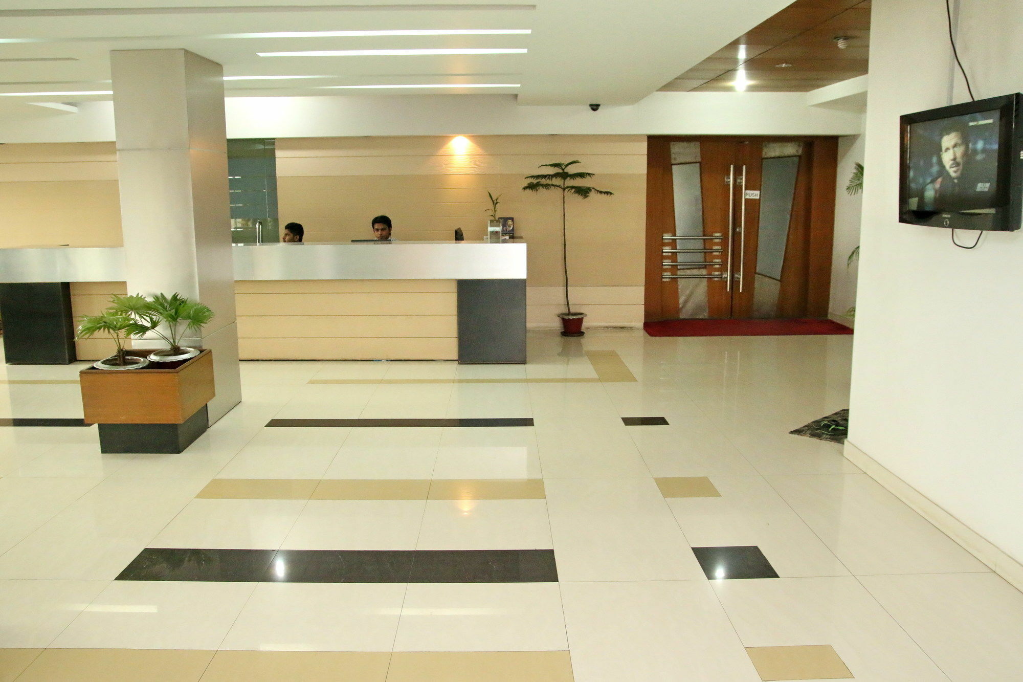 Richmond Hotel Sylhet Bagian luar foto